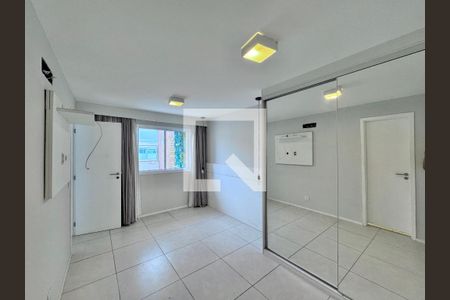 Apartamento à venda com 112m², 2 quartos e 1 vagaSuite 2