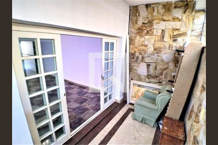 Casa à venda com 3 quartos, 125m² em Vila Mazzei, São Paulo