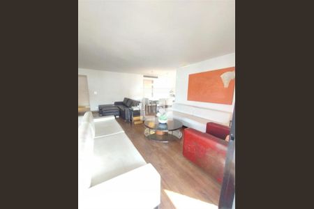 Apartamento à venda com 5 quartos, 220m² em Vila Uberabinha, São Paulo