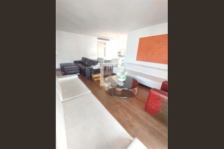 Apartamento à venda com 5 quartos, 220m² em Vila Uberabinha, São Paulo