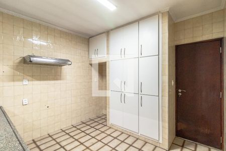 Cozinha de casa para alugar com 2 quartos, 140m² em Vila Olímpia, São Paulo