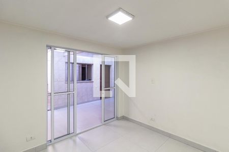 Edícula de casa para alugar com 2 quartos, 140m² em Vila Olímpia, São Paulo
