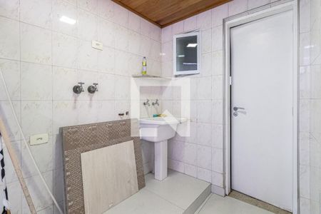Área de Serviço de casa para alugar com 2 quartos, 140m² em Vila Olímpia, São Paulo