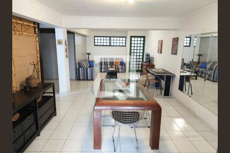 Casa à venda com 6 quartos, 250m² em Vila Morse, São Paulo