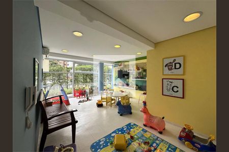 Apartamento à venda com 3 quartos, 161m² em Vila Romana, São Paulo