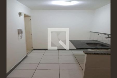 Apartamento à venda com 3 quartos, 58m² em Cidade dos Bandeirantes, São Paulo