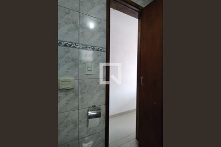 Casa de condomínio à venda com 90m², 2 quartos e 1 vagaBanheiro da Suíte 2