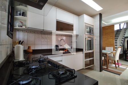 Casa de condomínio à venda com 90m², 2 quartos e 1 vagaCozinha - Armários