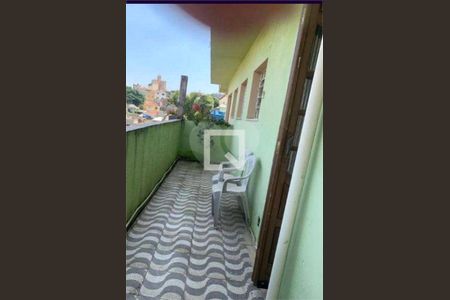 Casa à venda com 3 quartos, 200m² em Parque Sao Domingos, São Paulo