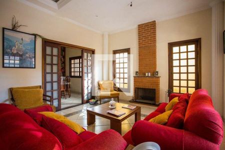 Casa à venda com 4 quartos, 400m² em Cidade São Francisco, São Paulo