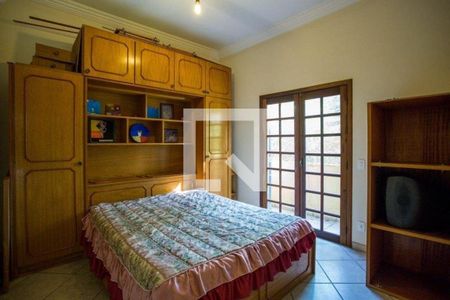 Casa à venda com 4 quartos, 400m² em Cidade São Francisco, São Paulo