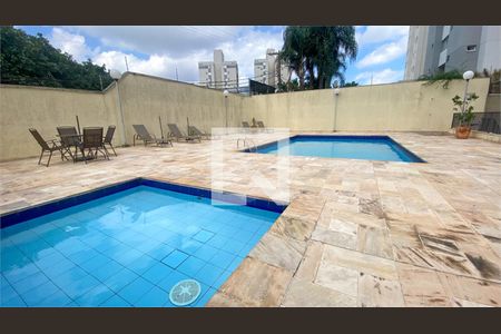 Apartamento à venda com 2 quartos, 107m² em Vila Mangalot, São Paulo
