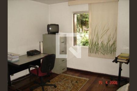 Casa à venda com 4 quartos, 420m² em Vila Tramontano, São Paulo