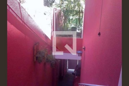 Casa à venda com 3 quartos, 200m² em Jardim das Vertentes, São Paulo