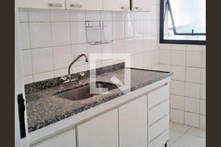 Apartamento à venda com 3 quartos, 73m² em Caxingui, São Paulo