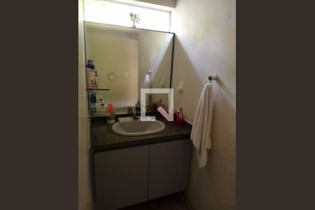 Casa à venda com 5 quartos, 300m² em Jardim Prudência, São Paulo