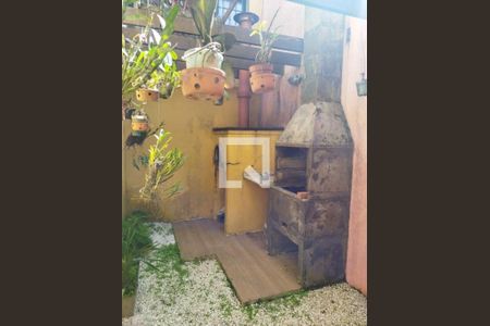 Casa à venda com 5 quartos, 300m² em Jardim Prudência, São Paulo