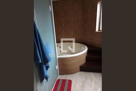 Casa à venda com 3 quartos, 342m² em Jardim Prudência, São Paulo