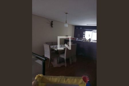 Casa à venda com 3 quartos, 342m² em Jardim Prudência, São Paulo