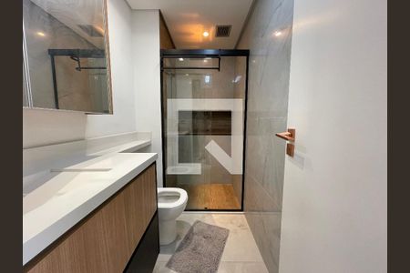 Banheiro de kitnet/studio à venda com 1 quarto, 36m² em Butantã, São Paulo