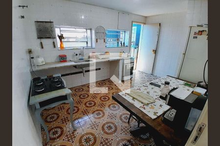 Casa à venda com 3 quartos, 160m² em Badu, Niterói