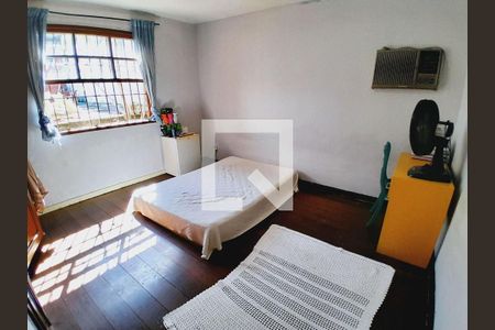 Casa à venda com 3 quartos, 160m² em Badu, Niterói