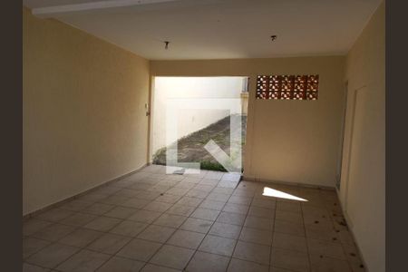 Casa à venda com 2 quartos, 144m² em Parque das Nações, Santo André