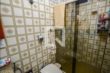 Banheiro de apartamento para alugar com 2 quartos, 75m² em Jardim Bela Vista, Santo André