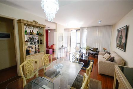 Sala de apartamento à venda com 3 quartos, 119m² em Grajaú, Rio de Janeiro