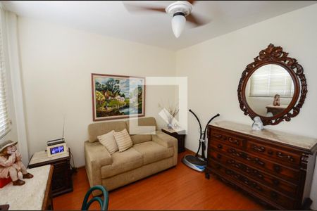 Quarto de apartamento à venda com 3 quartos, 119m² em Grajaú, Rio de Janeiro