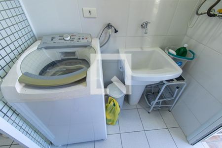 Área de Serviço de apartamento para alugar com 2 quartos, 59m² em Novo Mundo, Curitiba