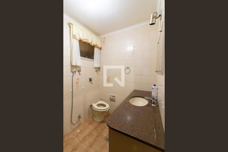 Banheiro de apartamento à venda com 3 quartos, 98m² em Centro, Campinas