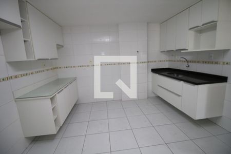 Cozinha de apartamento à venda com 3 quartos, 107m² em Irajá, Rio de Janeiro