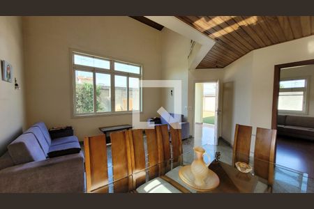 Sala de casa à venda com 3 quartos, 1000m² em Ingá, Betim