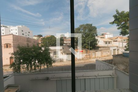 Vista da Suíte de apartamento à venda com 2 quartos, 85m² em Santa Monica, Belo Horizonte