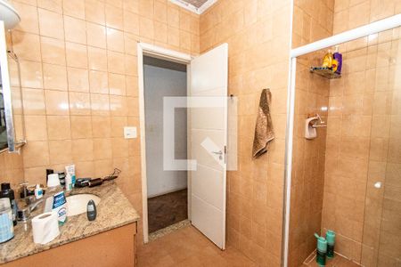 Casa à venda com 365m², 3 quartos e 4 vagasBanheiro da suíte