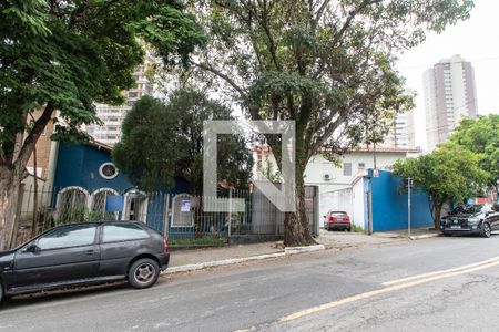 Casa à venda com 365m², 3 quartos e 4 vagasFachada