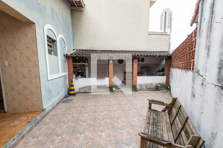 Casa à venda com 365m², 3 quartos e 4 vagasQuintal