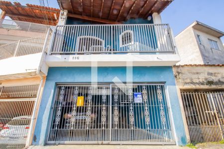 Fachada de casa à venda com 3 quartos, 250m² em Bandeiras, Osasco