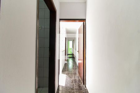 Corredor de casa para alugar com 2 quartos, 90m² em Cidade Líder, São Paulo