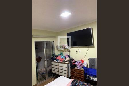 Casa à venda com 5 quartos, 180m² em Vila Carmosina, São Paulo