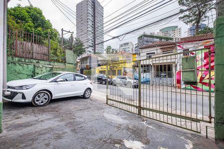 Garagem de casa à venda com 2 quartos, 239m² em Pinheiros, São Paulo