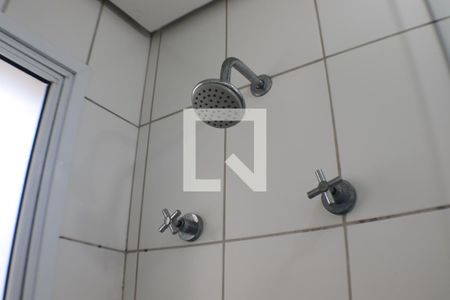 Banheiro de apartamento para alugar com 2 quartos, 54m² em Vila Nossa Senhora da Escada, Barueri