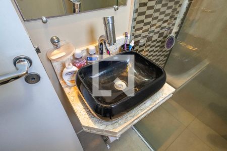 Banheiro de apartamento à venda com 2 quartos, 360m² em Alto da Lapa, São Paulo