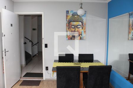 Sala de apartamento para alugar com 2 quartos, 46m² em Jardim Central, Cotia