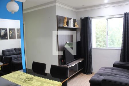 Sala de apartamento para alugar com 2 quartos, 46m² em Jardim Central, Cotia