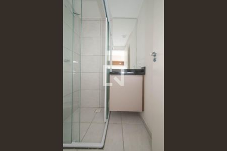 Banheiro de kitnet/studio à venda com 1 quarto, 16m² em Vila Guarani (zona Sul), São Paulo