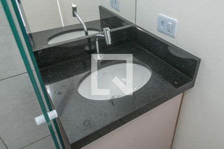 Banheiro de kitnet/studio à venda com 1 quarto, 16m² em Vila Guarani (zona Sul), São Paulo
