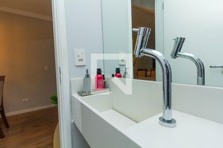 Lavabo 1 de casa à venda com 3 quartos, 320m² em Vila Carrão, São Paulo