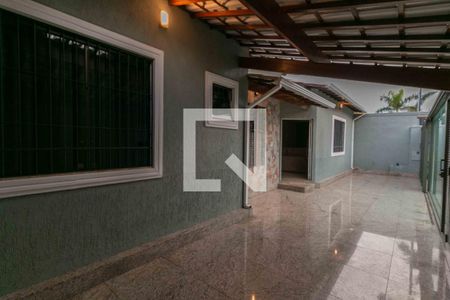 Área comum de casa à venda com 3 quartos, 200m² em Santa Amelia, Belo Horizonte